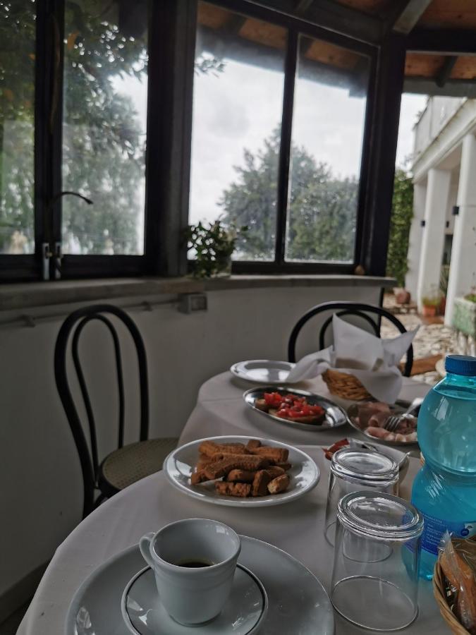 Villa Dei Romani - Country House Guidonia Montecelio Экстерьер фото